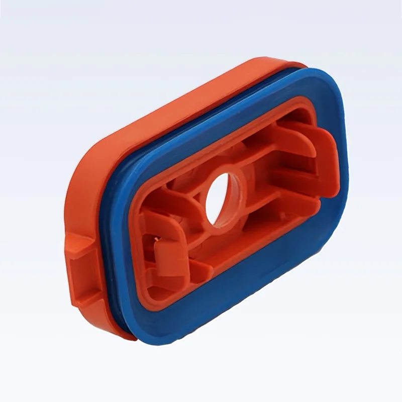 Surmoulage de pièces en plastique en caoutchouc de silicone liquide